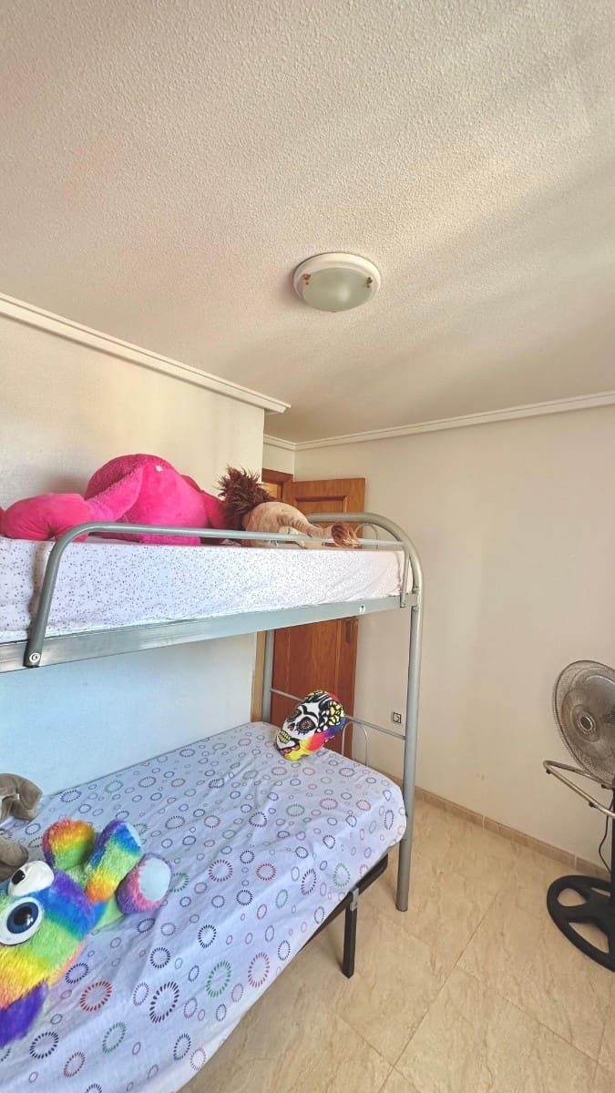 2 Zimmer Apartment zu verkaufen in Torrevieja - 112.000 € (Ref: 9950226)