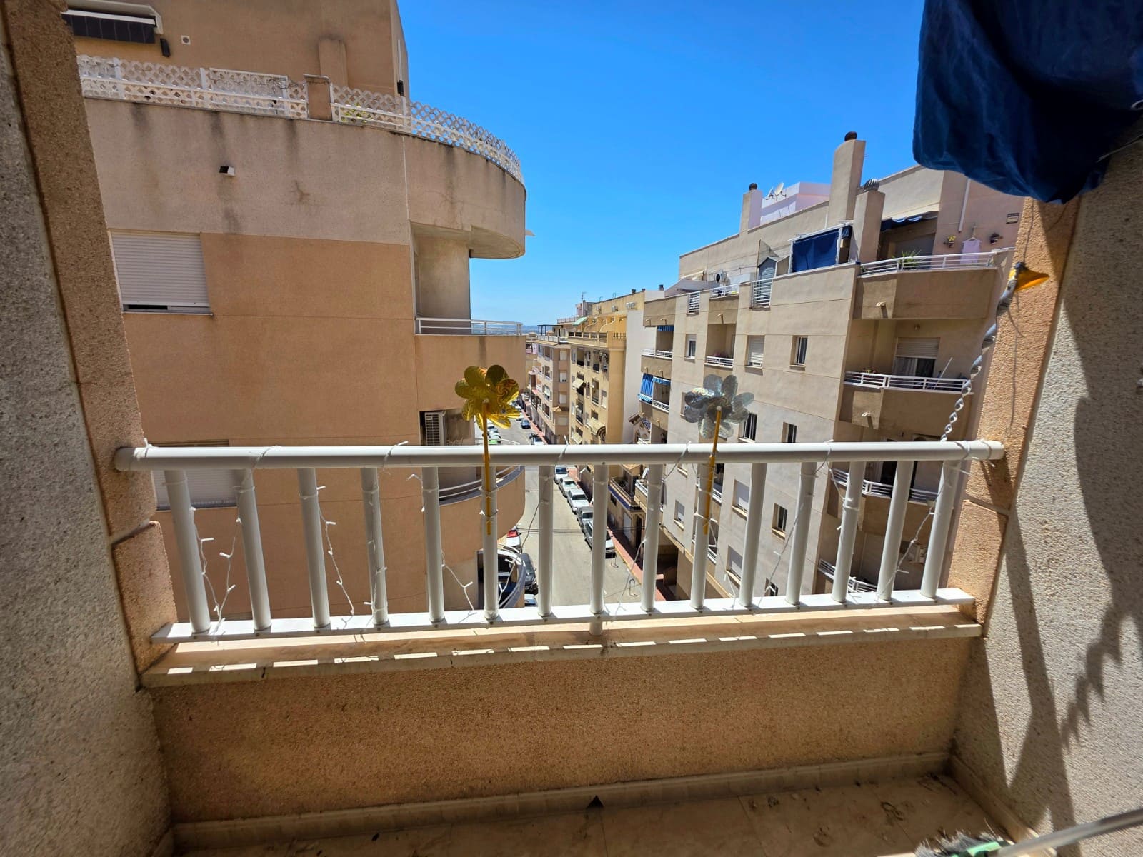2 Zimmer Apartment zu verkaufen in Torrevieja - 112.000 € (Ref: 9950226)