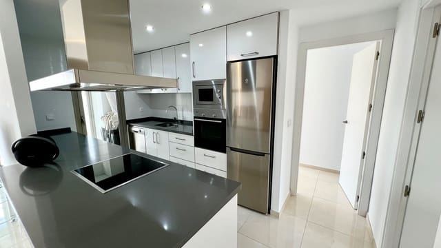 2 soveværelse Lejlighed til salg i Villamartin, Orihuela med swimmingpool - € 275.000 (Ref: 9985566)