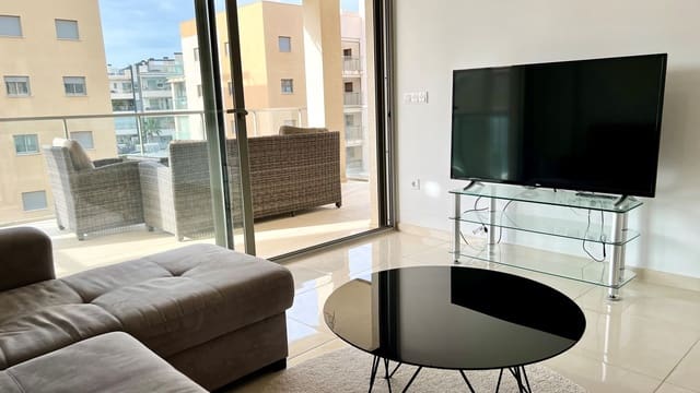 2 soveværelse Lejlighed til salg i Villamartin, Orihuela med swimmingpool - € 275.000 (Ref: 9985566)