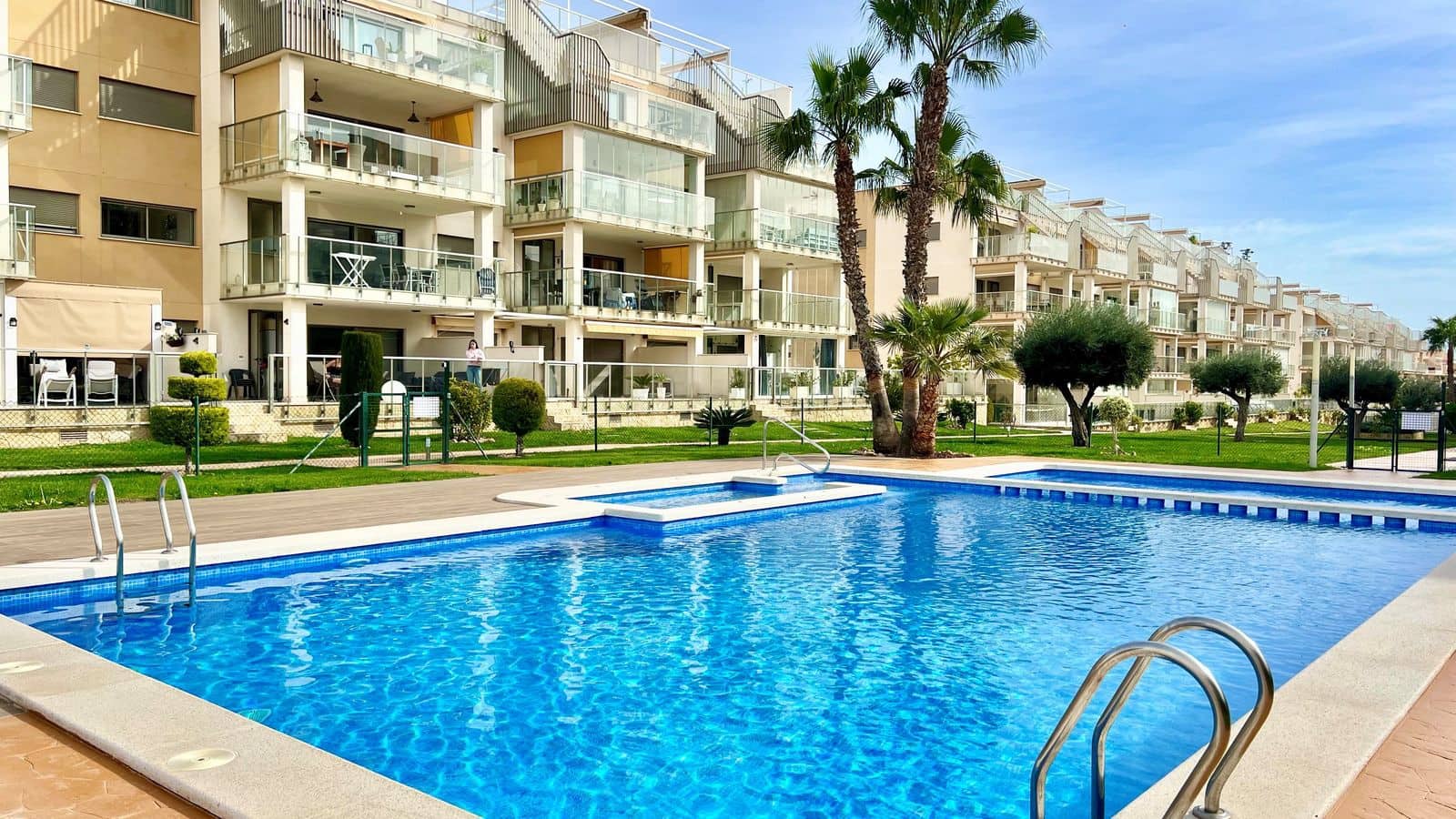 2 camera da letto Appartamento in vendita in Villamartin con piscina - 275.000 € (Rif: 9985566)