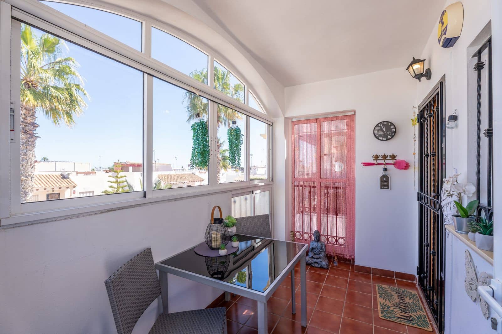 2 makuuhuone Omakotitalo myytävänä paikassa Orihuela Costa mukana uima-altaan - 189 500 € (Ref: 9991908)
