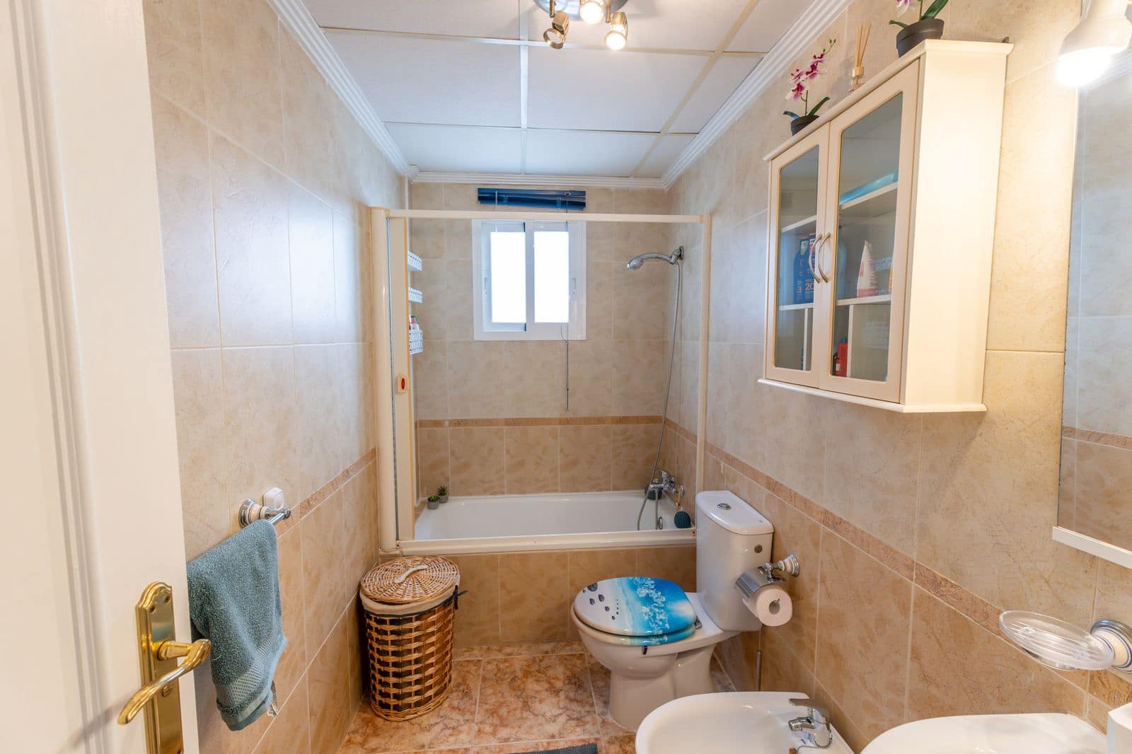 2 makuuhuone Omakotitalo myytävänä paikassa Orihuela Costa mukana uima-altaan - 189 500 € (Ref: 9991908)