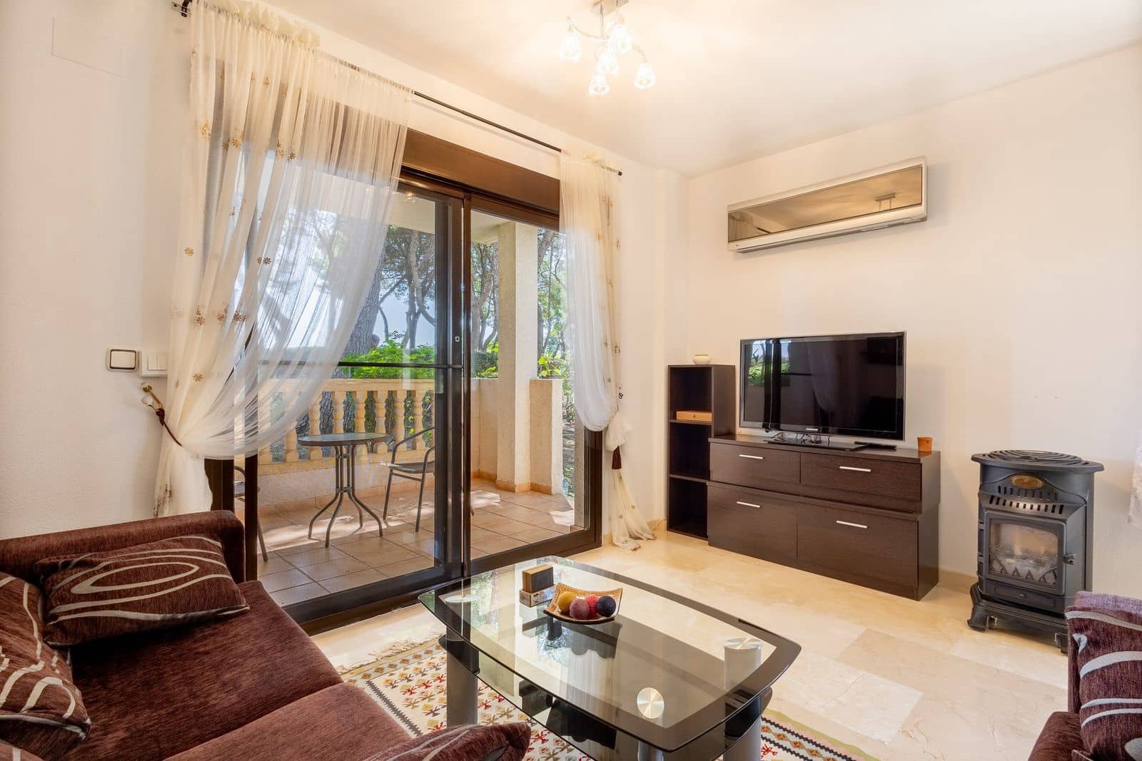 2 bedroom Apartment for sale in Villamartin - € 220,000 (Ref: 9991909)