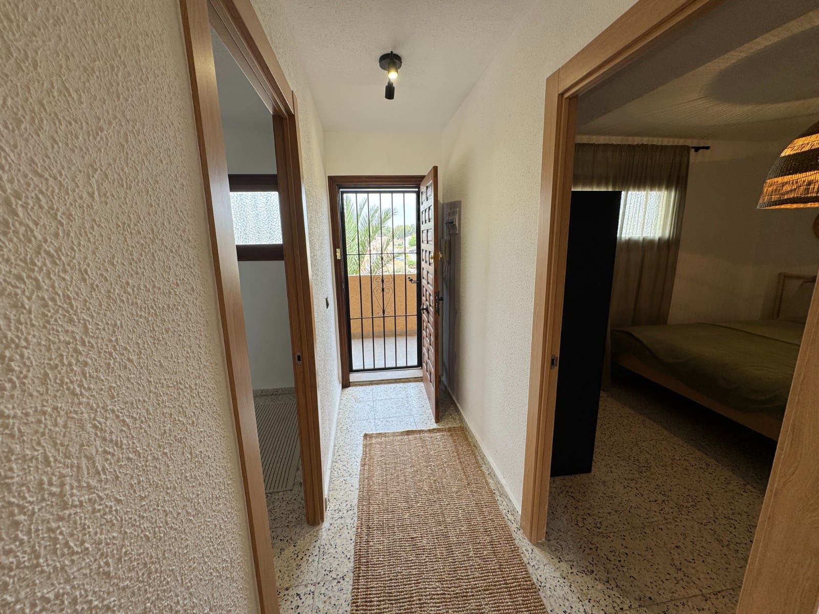 2 quarto Apartamento para venda em Guardamar del Segura com piscina - 161 900 € (Ref: 9995971)