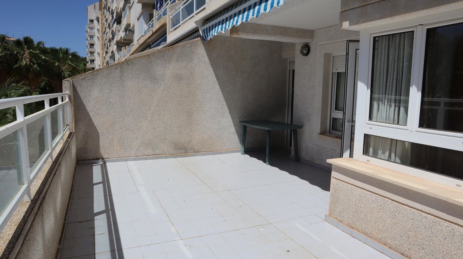 2 bedroom Apartment for sale in Dehesa de Campoamor, Orihuela with pool