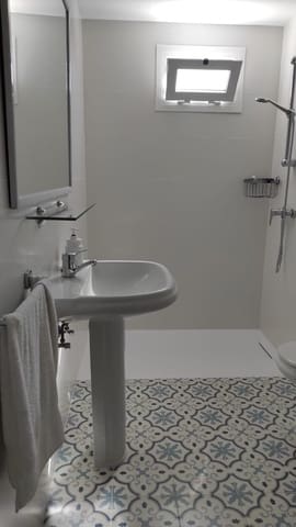 2 makuuhuone Huoneisto vuokrattavana paikassa Castillo Sohail, Fuengirola mukana uima-altaan - 975 € (Ref: 7372014)