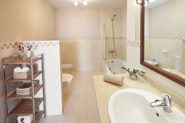 2 bedroom Apartment for rent in Calahonda, Mijas with pool garage - € 1,400 (Ref: 8253241)