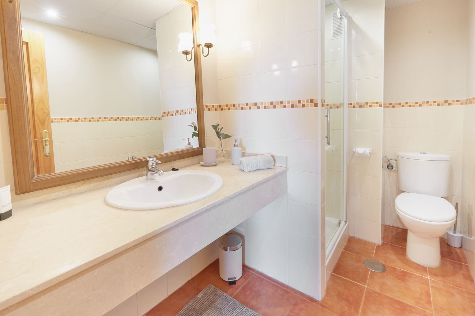 2 bedroom Apartment for rent in Calahonda with pool garage - € 1,400 (Ref: 8253241)