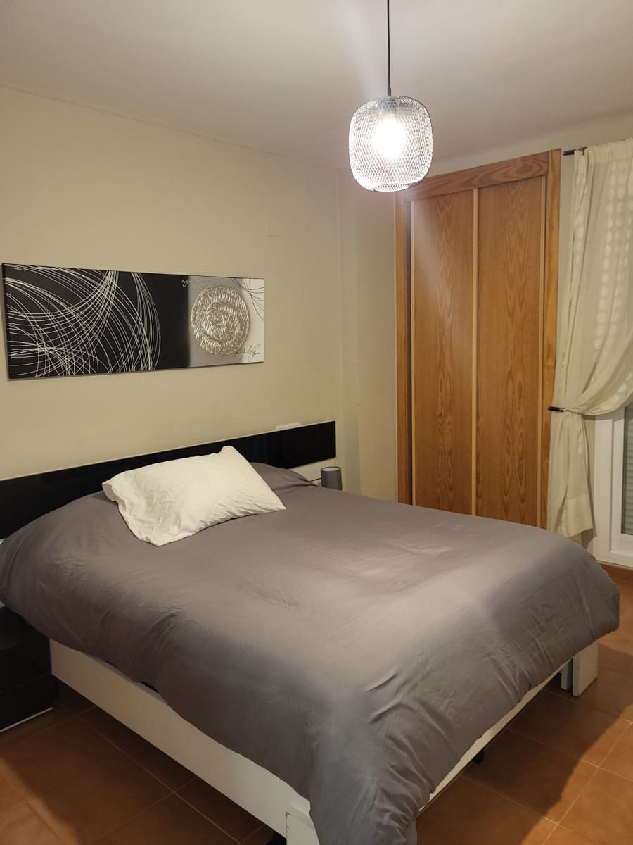 2 bedroom Apartment for rent in Calahonda with pool garage - € 1,400 (Ref: 8253241)