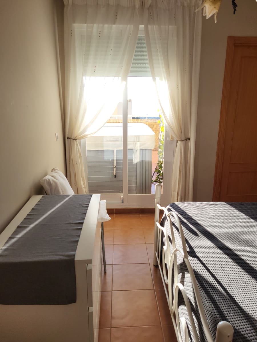 2 bedroom Apartment for rent in Calahonda with pool garage - € 1,400 (Ref: 8253241)