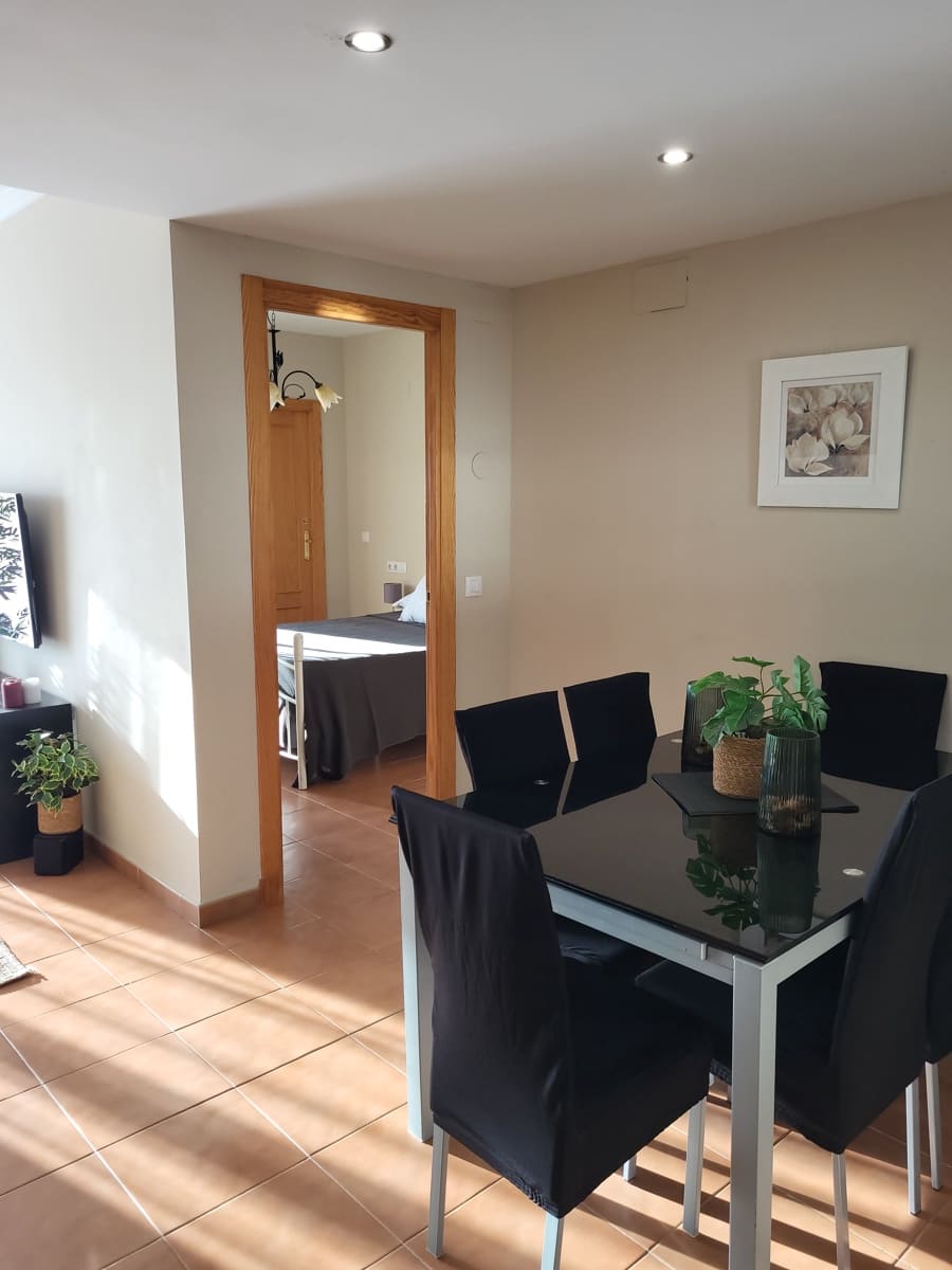 2 bedroom Apartment for rent in Calahonda with pool garage - € 1,400 (Ref: 8253241)