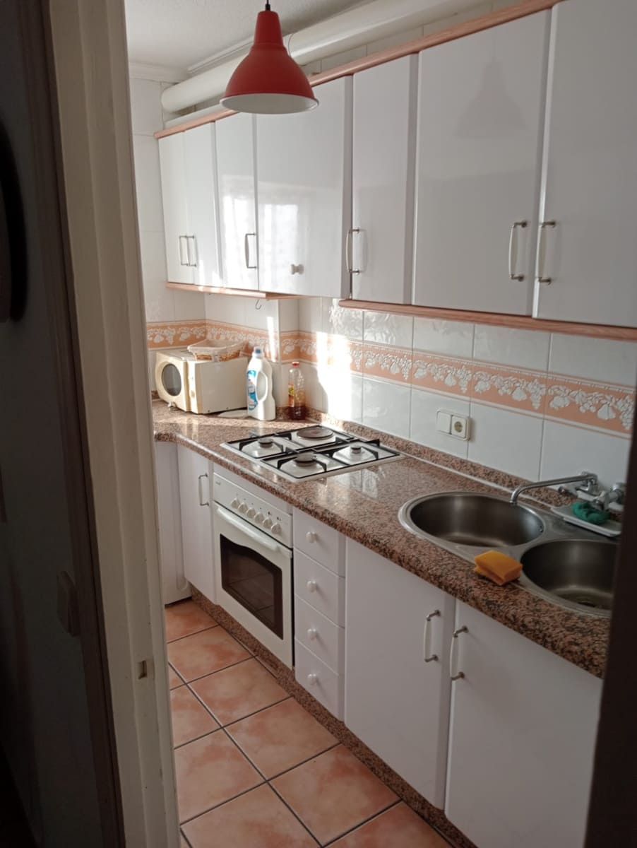 1 bedroom Apartment for rent in Fuengirola with pool - € 800 (Ref: 9345684)