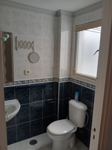 1 bedroom Apartment for rent in Castillo Sohail, Fuengirola with pool - € 800 (Ref: 9345684)