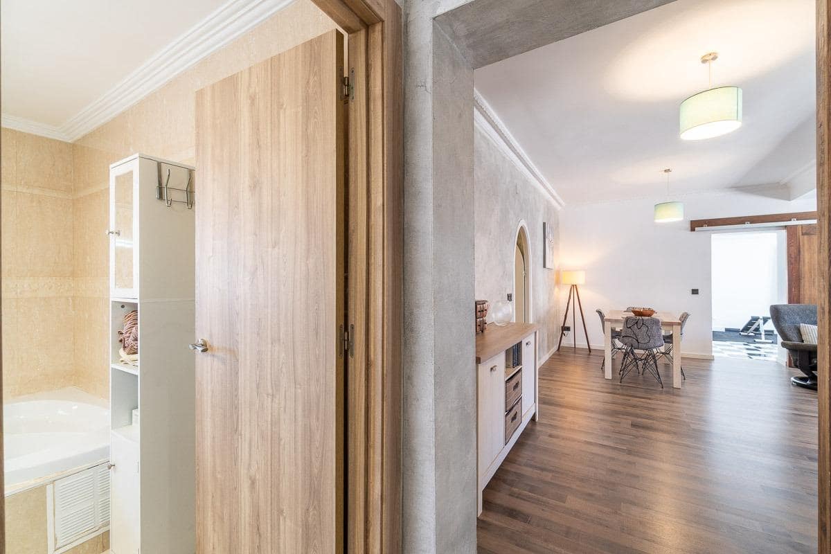 4 soverom Villa til salgs i Torrevieja med svømmebasseng garasje - € 530 000 (Ref: 10009254)