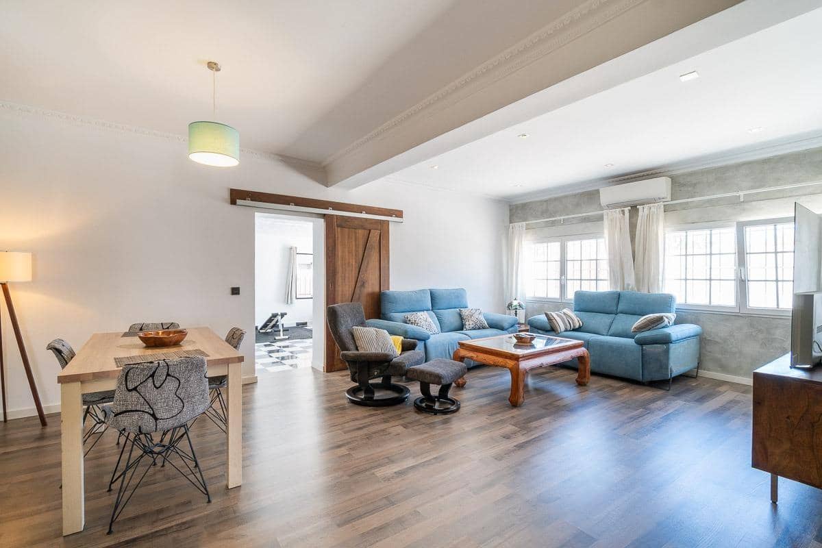4 soverom Villa til salgs i Torrevieja med svømmebasseng garasje - € 530 000 (Ref: 10009254)