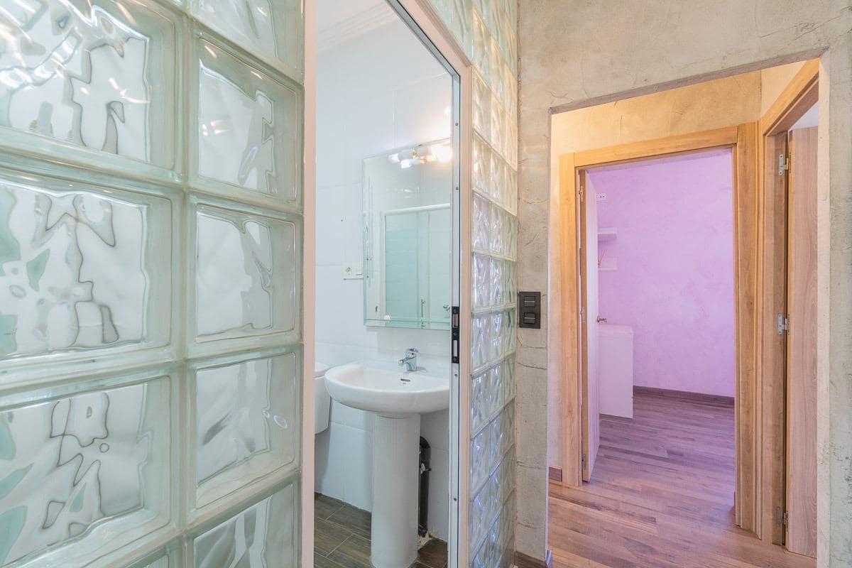 4 soverom Villa til salgs i Torrevieja med svømmebasseng garasje - € 530 000 (Ref: 10009254)