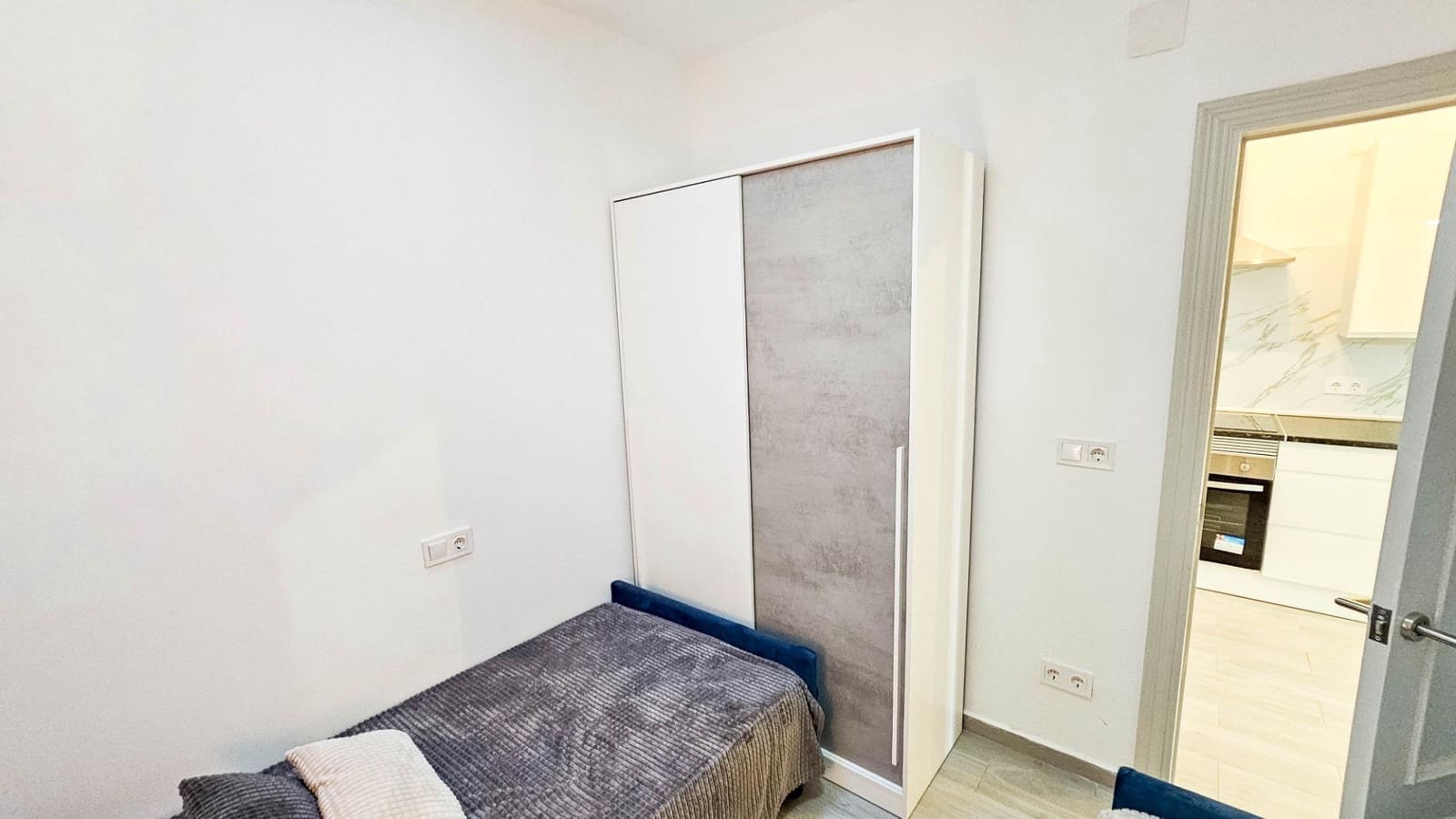 2 slaapkamer Rijtjeshuis te koop in El Limonar met zwembad - € 125.000 (Ref: 10015763)