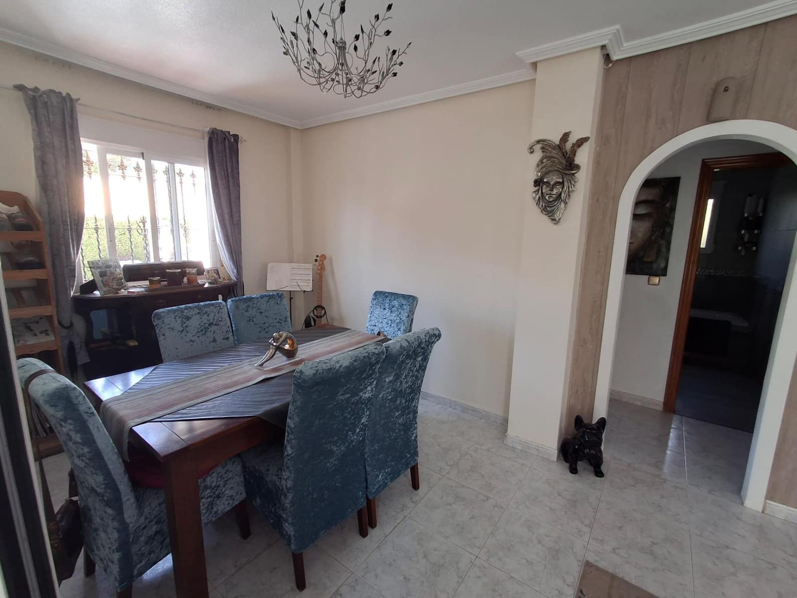 4 chambre Villa/Maison à vendre à Filipinas avec piscine garage - 390 000 € (Ref: 10017659)