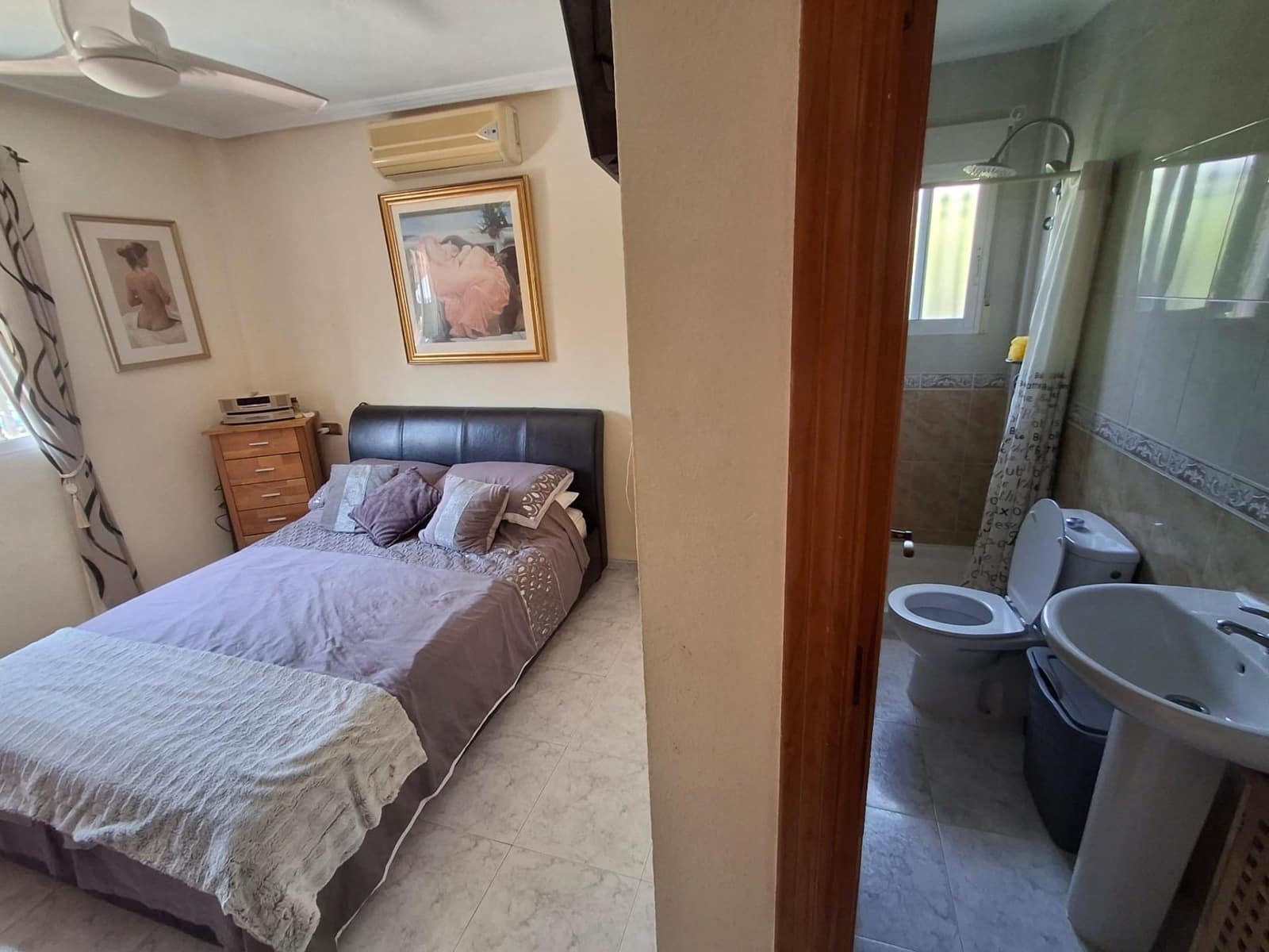 4 chambre Villa/Maison à vendre à Filipinas avec piscine garage - 390 000 € (Ref: 10017659)