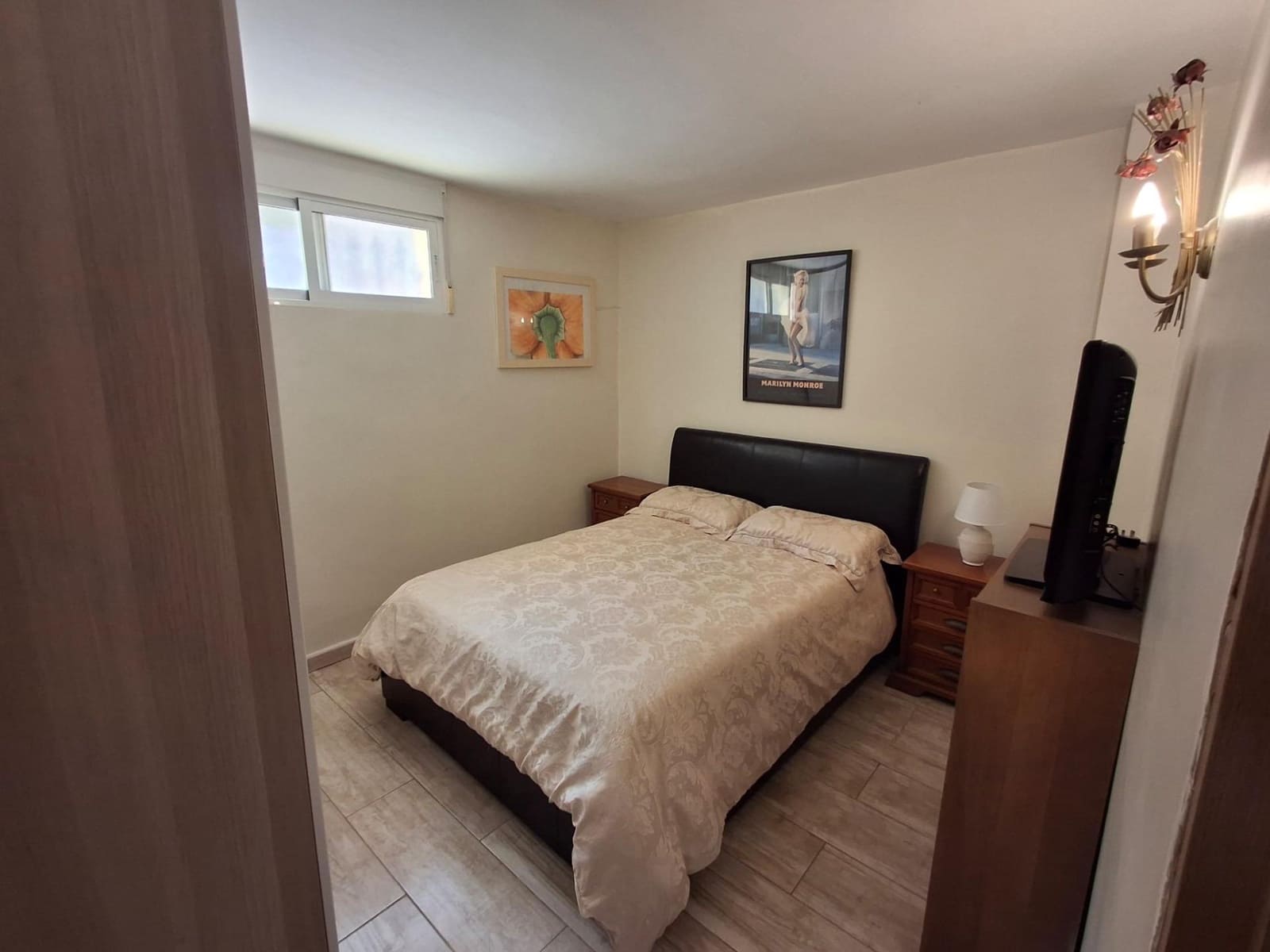 4 chambre Villa/Maison à vendre à Filipinas avec piscine garage - 390 000 € (Ref: 10017659)