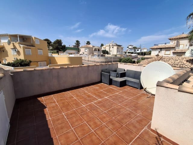 4 chambre Villa/Maison à vendre à Las Filipinas avec piscine garage - 390 000 € (Ref: 10017659)