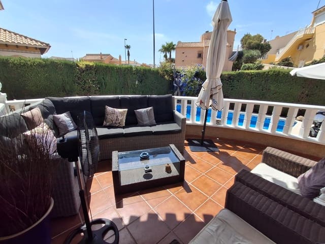 4 chambre Villa/Maison à vendre à Las Filipinas avec piscine garage - 390 000 € (Ref: 10017659)