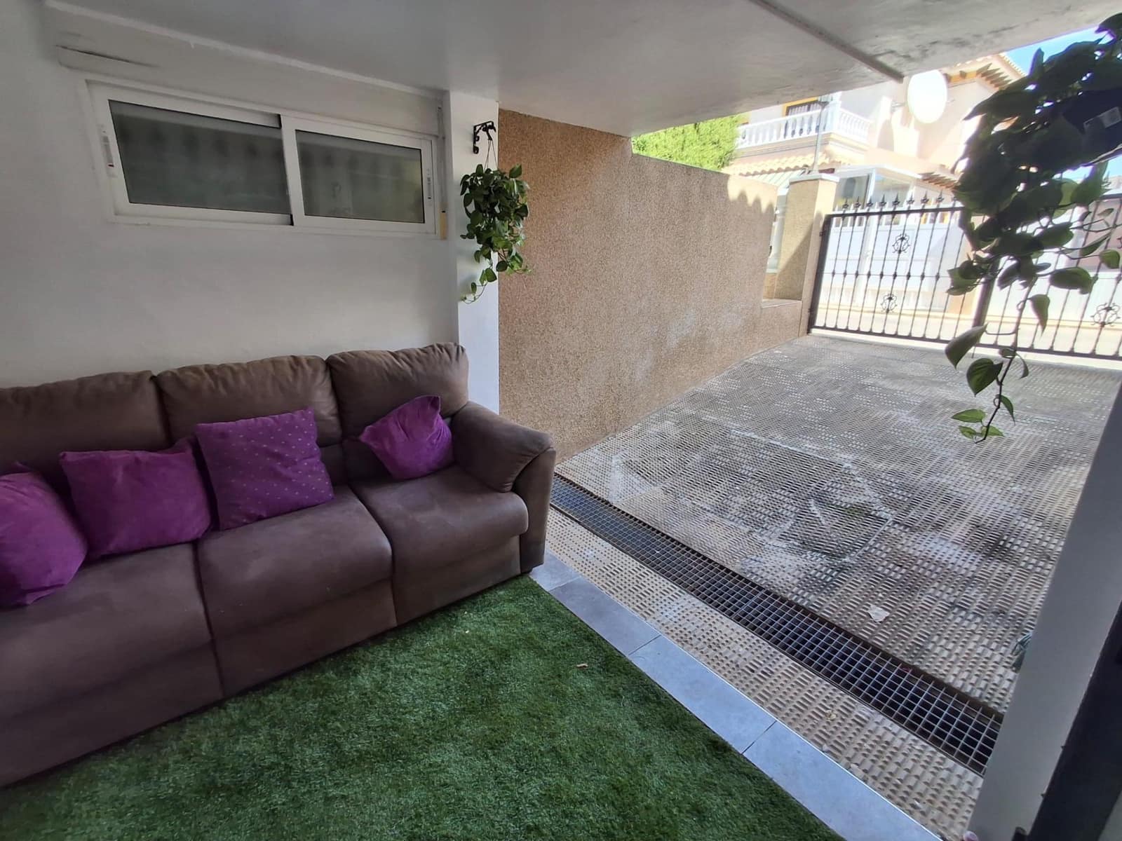 4 chambre Villa/Maison à vendre à Filipinas avec piscine garage - 390 000 € (Ref: 10017659)