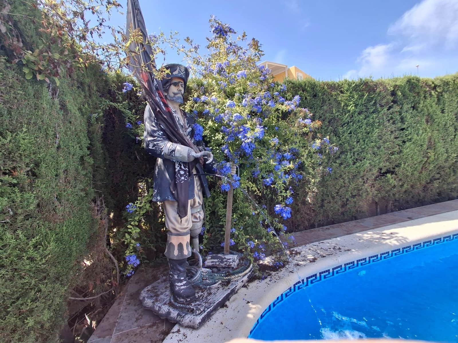4 chambre Villa/Maison à vendre à Filipinas avec piscine garage - 390 000 € (Ref: 10017659)