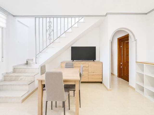 3 bedroom Terraced Villa for sale in Centro, Torrevieja with pool - € 224,999 (Ref: 10031962)
