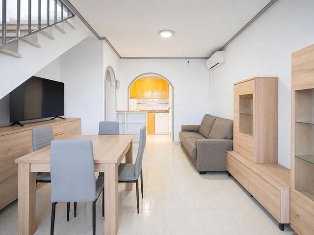 3 bedroom Terraced Villa for sale in Centro, Torrevieja with pool - € 224,999 (Ref: 10031962)