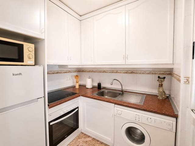 Apartamento de 2 habitaciones en Playa del Cura, Torrevieja en venta - 110.000 € (Ref: 10035530)