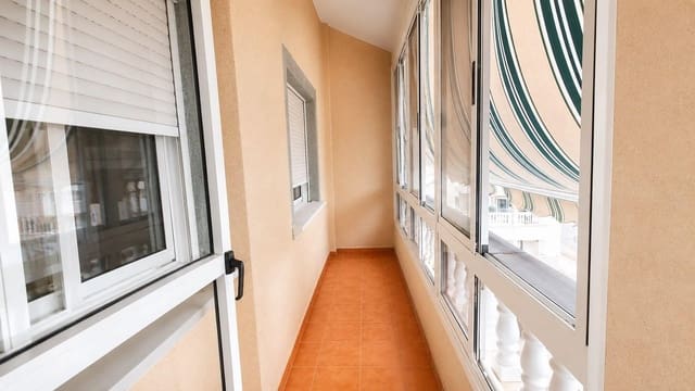 Apartamento de 2 habitaciones en Playa del Cura, Torrevieja en venta - 110.000 € (Ref: 10035530)