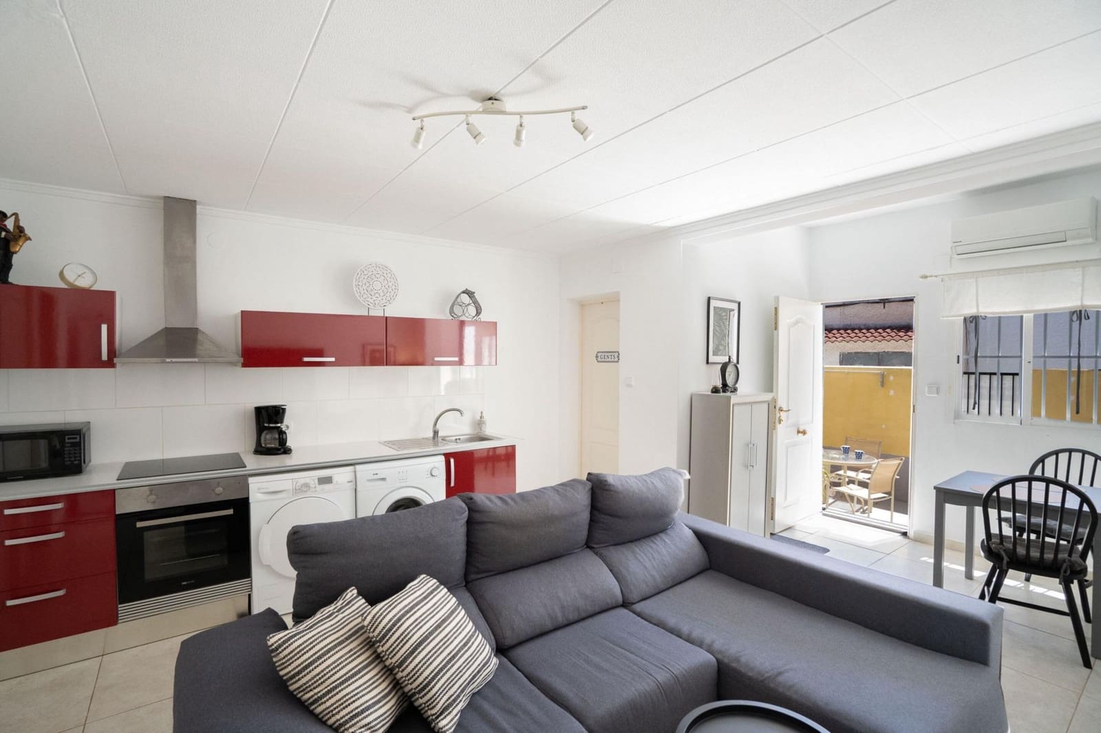 2 soveværelse Rækkehus til salg i Torrevieja - € 119.000 (Ref: 10035531)