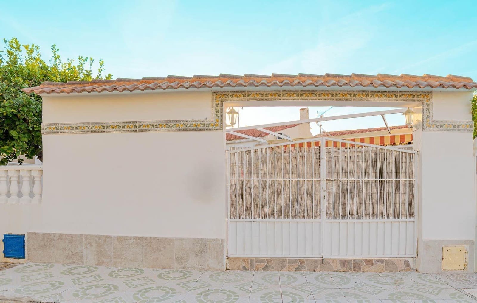 2 Zimmer Reihenhaus zu verkaufen in Torrevieja - 124.999 € (Ref: 10035532)