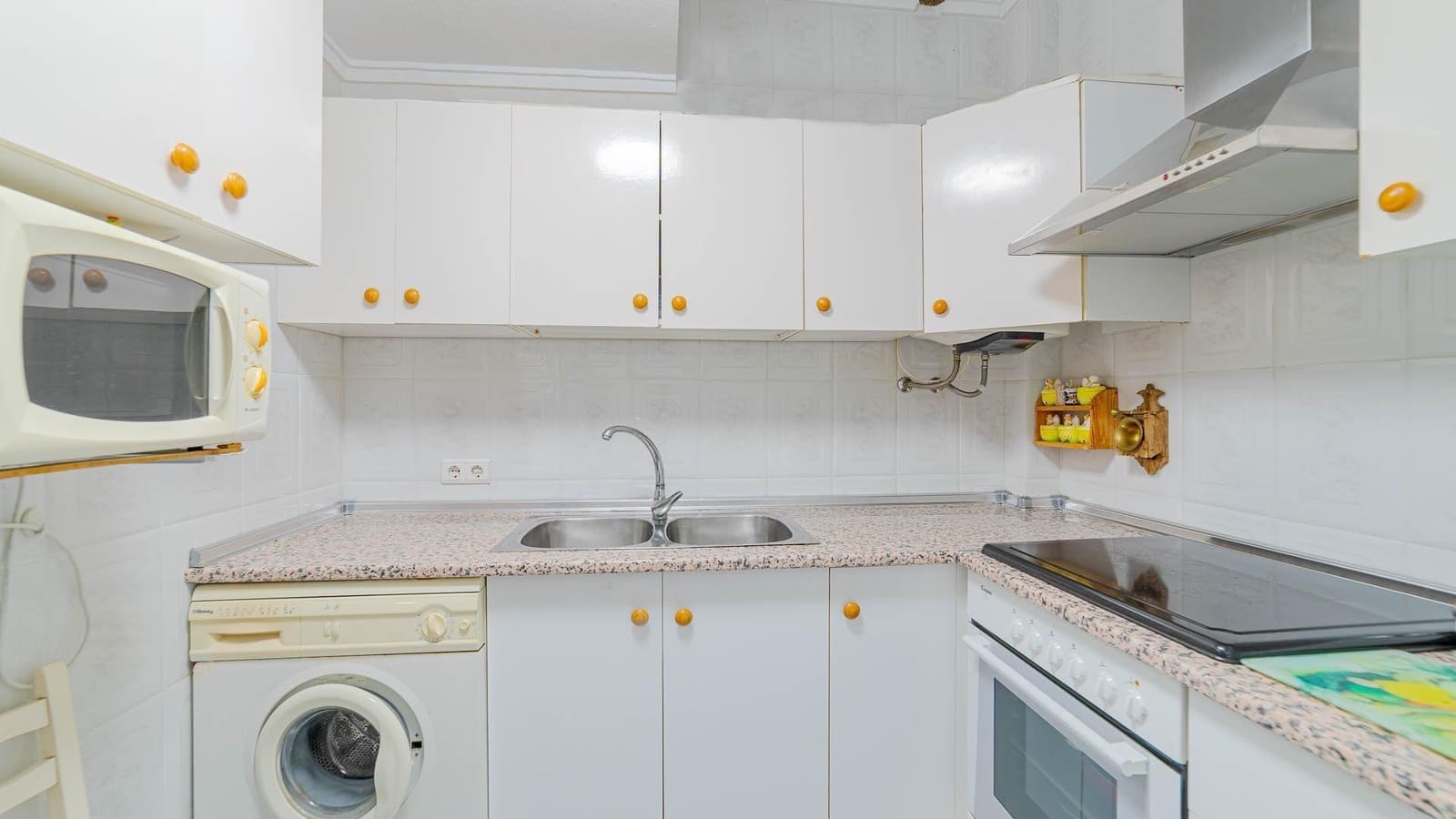 2 Zimmer Reihenhaus zu verkaufen in Torrevieja - 124.999 € (Ref: 10035532)