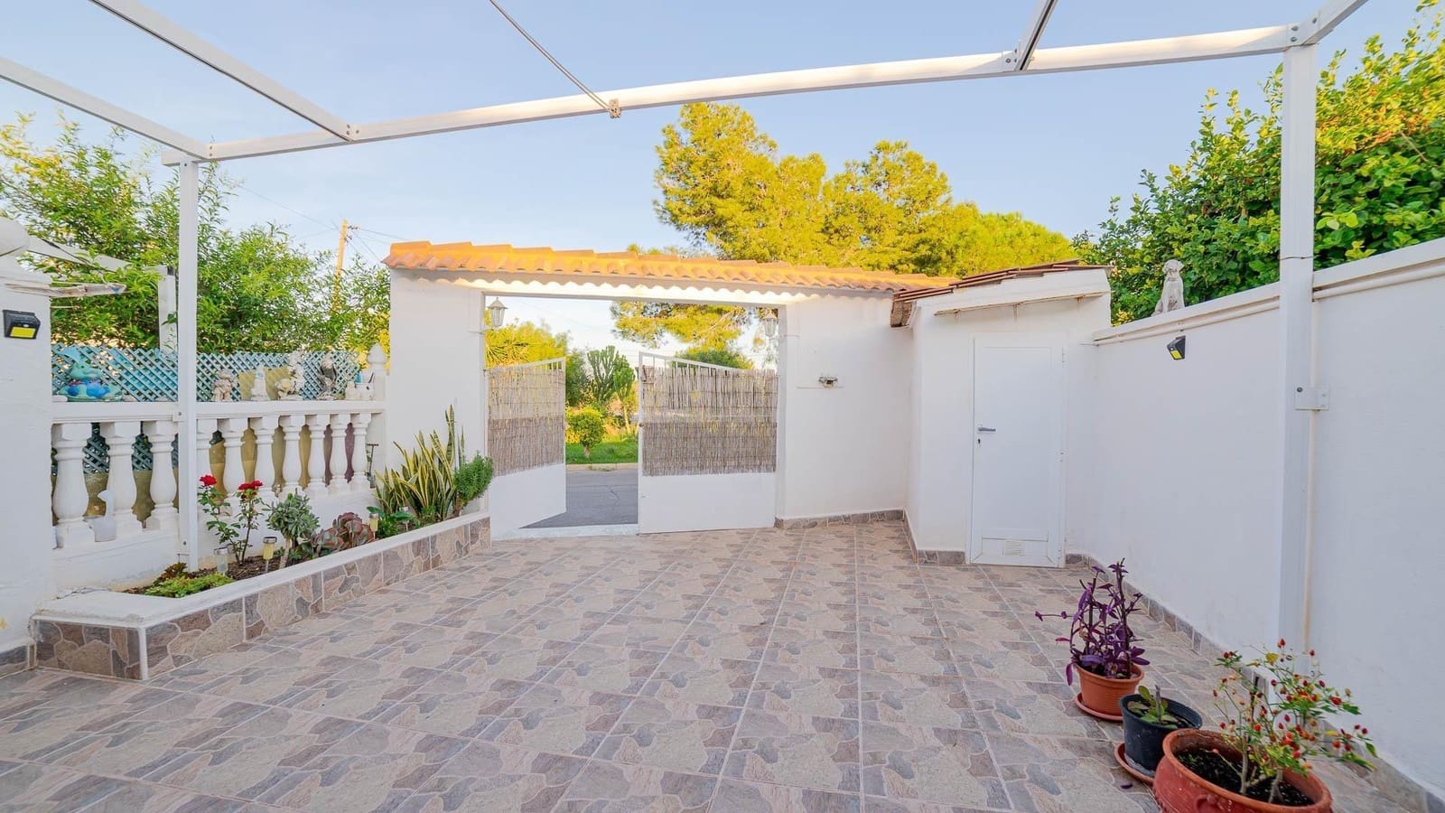2 Zimmer Reihenhaus zu verkaufen in Torrevieja - 124.999 € (Ref: 10035532)