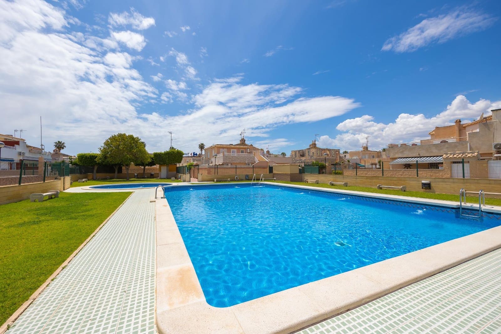 3 bedroom Terraced Villa for sale in Torrevieja with pool - € 169,990 (Ref: 10043193)