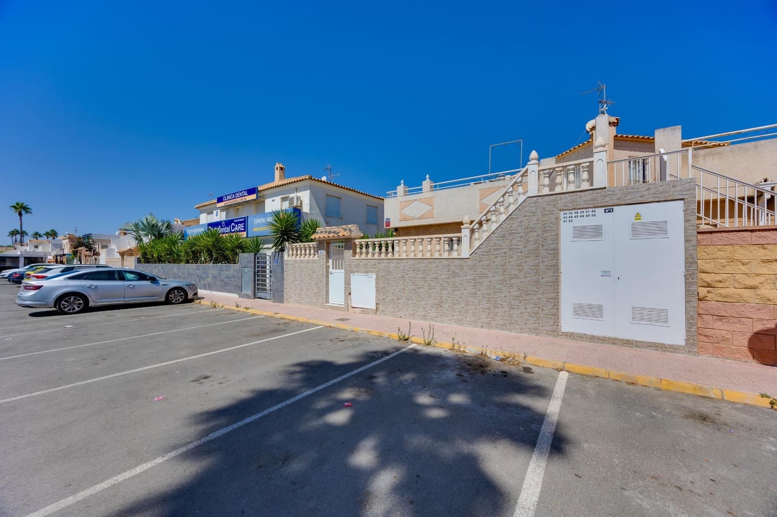 3 bedroom Terraced Villa for sale in Torrevieja with pool - € 169,990 (Ref: 10043193)