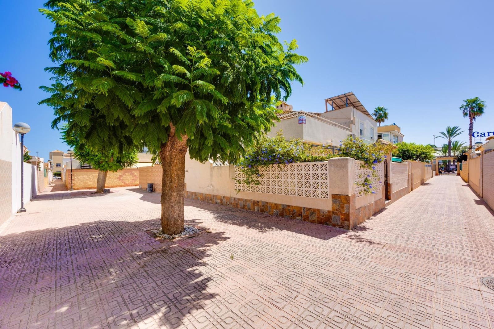 3 bedroom Terraced Villa for sale in Torrevieja with pool - € 169,990 (Ref: 10043193)