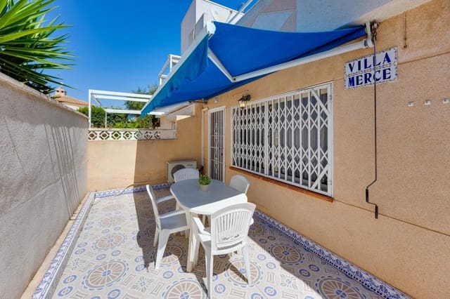 3 makuuhuone Rivitalo myytävänä paikassa Torrevieja mukana uima-altaan 
autotalli - 169 990 € (Ref: 10043193)