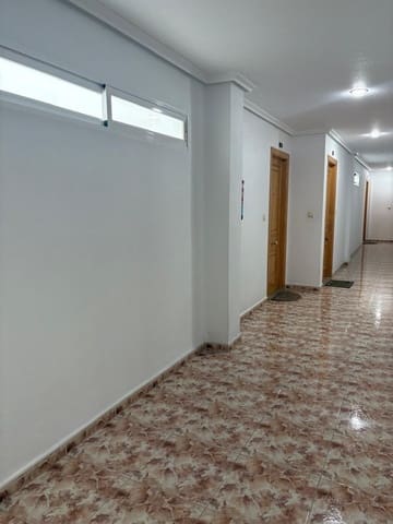 2 bedroom Apartment for sale in Torrevieja with garage - € 199,990 (Ref: 10045224)