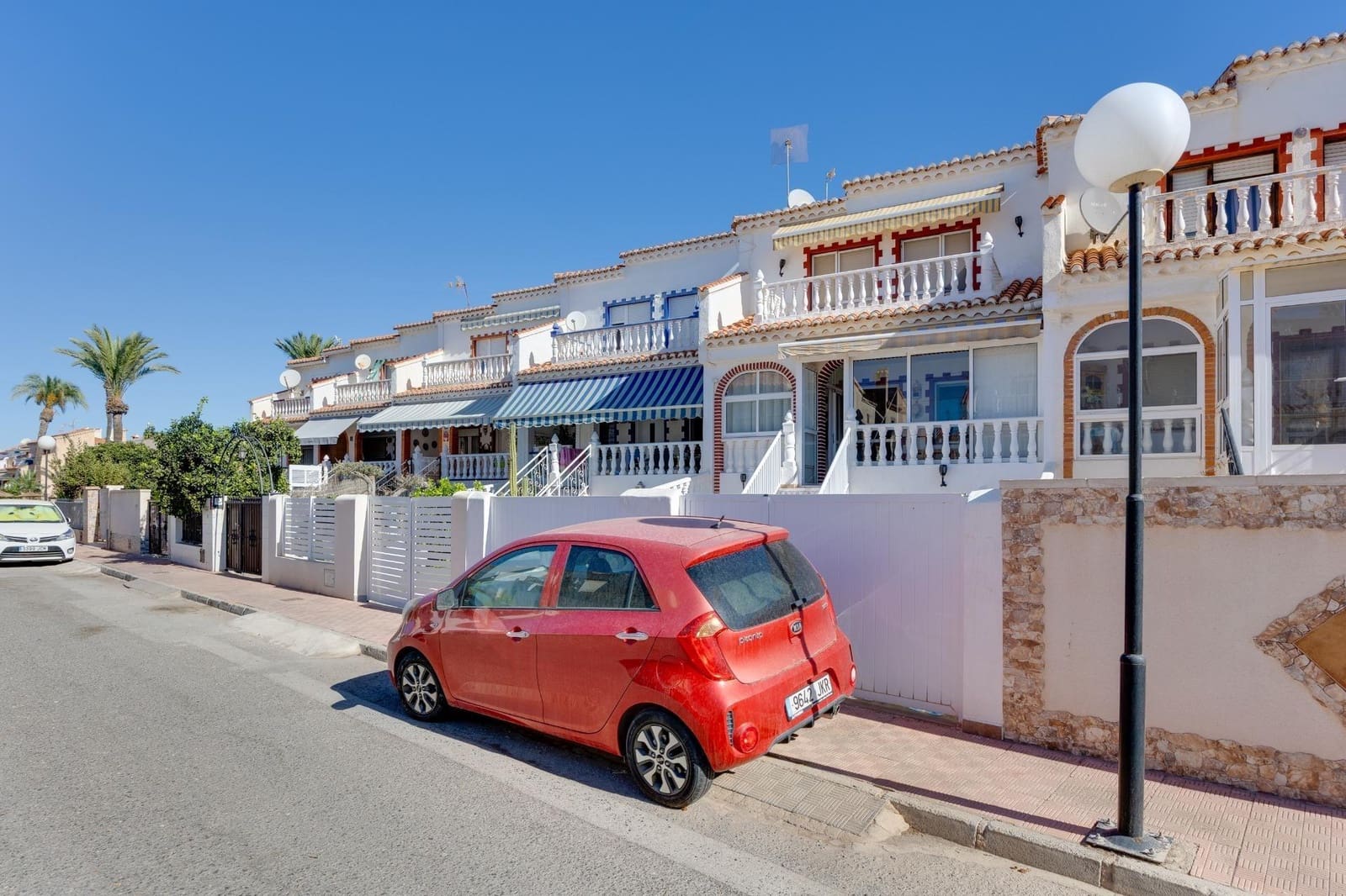 3 bedroom Terraced Villa for sale in El Limonar with pool - € 219,990 (Ref: 10047514)