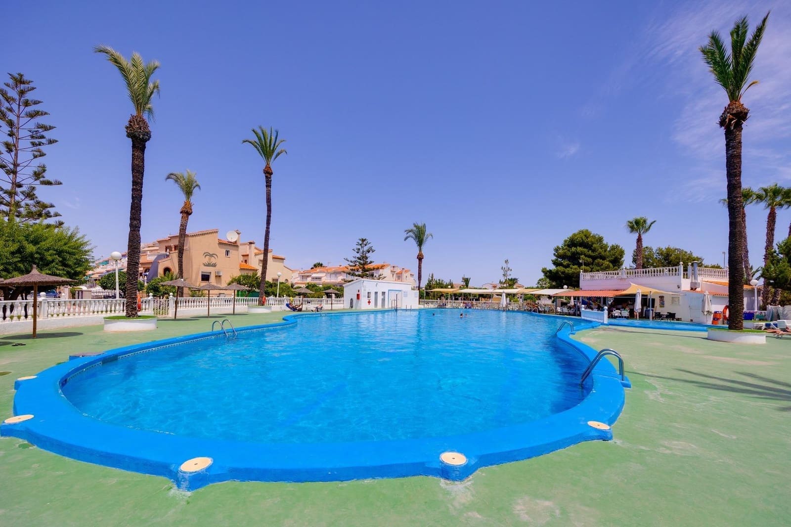 3 bedroom Terraced Villa for sale in El Limonar with pool - € 219,990 (Ref: 10047514)