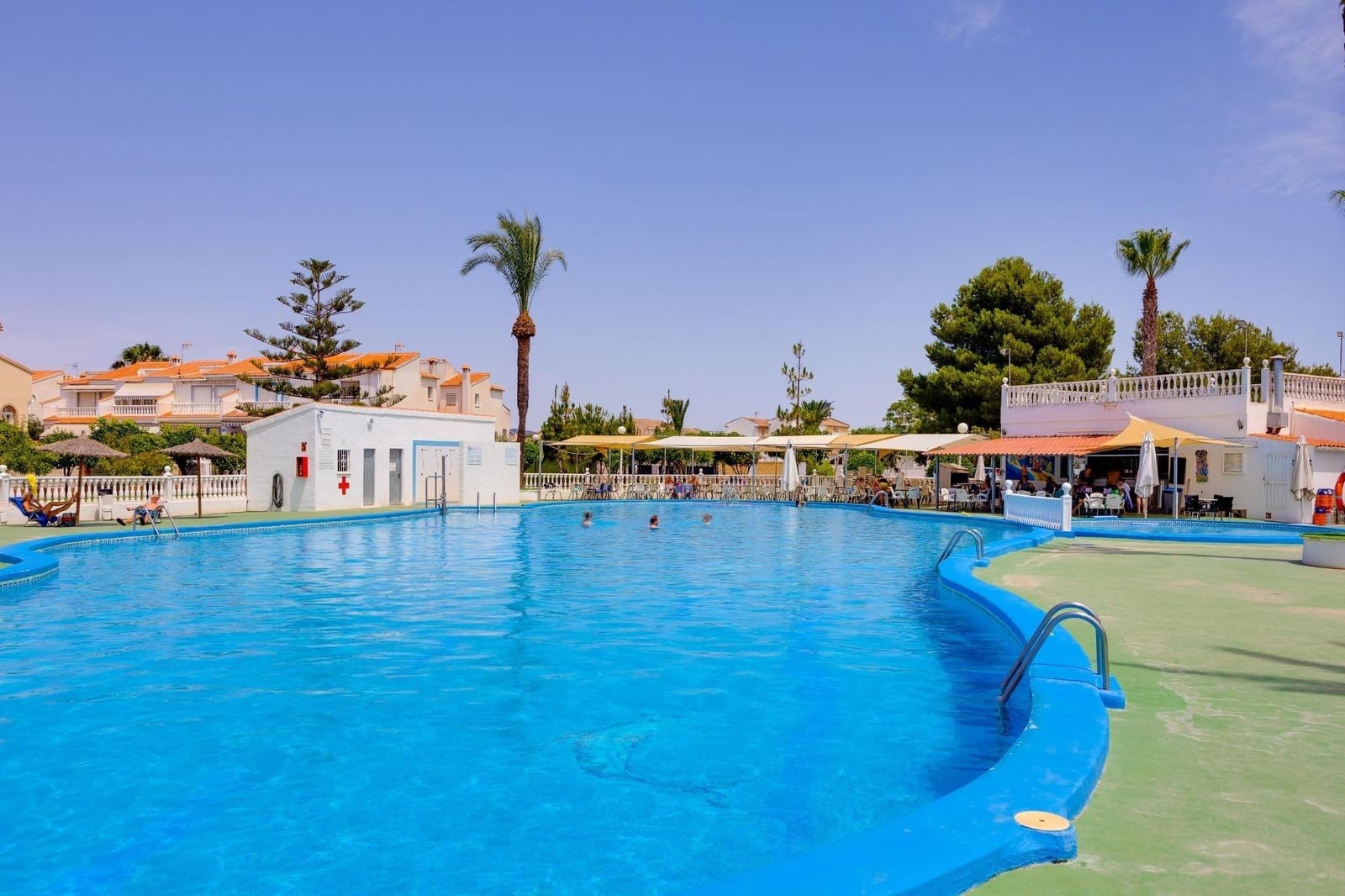 3 bedroom Terraced Villa for sale in El Limonar with pool - € 219,990 (Ref: 10047514)