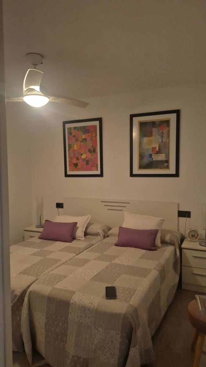 3 quarto Moradia em Banda para venda em Torrevieja com piscina - 249 000 € (Ref: 10055495)