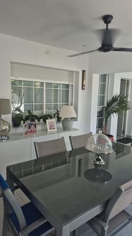 3 quarto Moradia em Banda para venda em El Chaparral - La Siesta - La Torreta, Torrevieja com piscina - 249 000 € (Ref: 10055495)