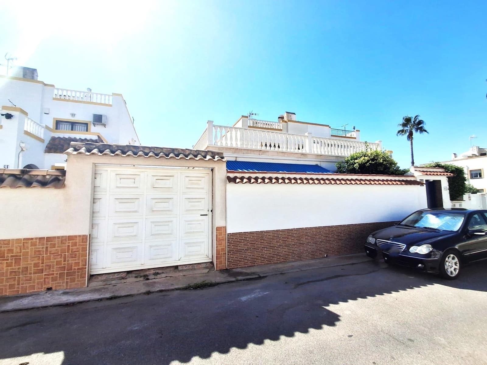 3 quarto Moradia em Banda para venda em Torrevieja com piscina - 249 000 € (Ref: 10055495)