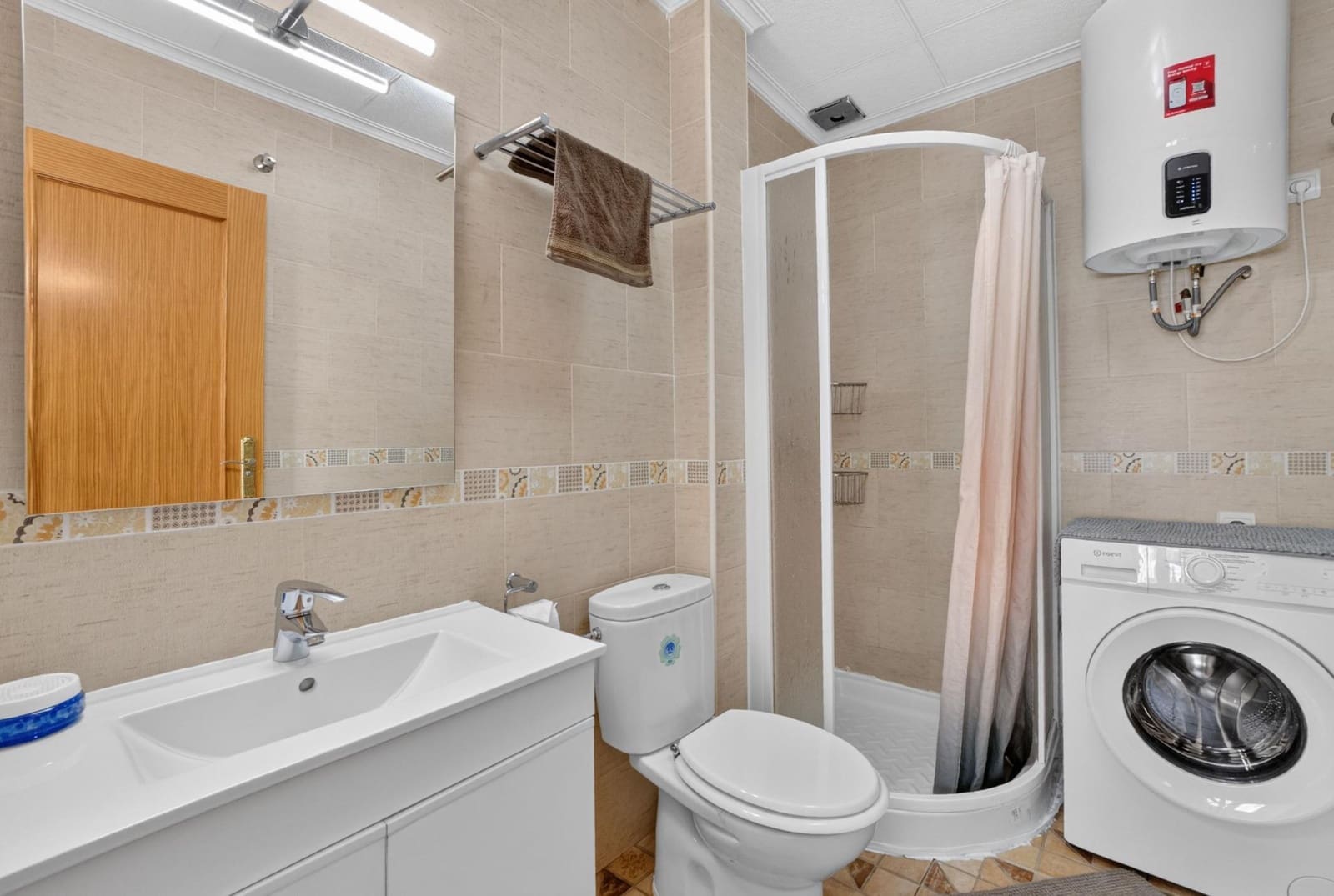 3 soveværelse Bungalow til salg i Torrevieja med swimmingpool - € 199.900 (Ref: 10064613)