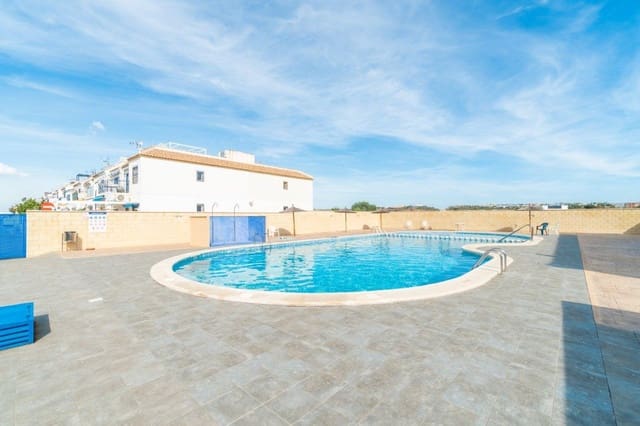 2 Zimmer Bungalow zu verkaufen in El Chaparral - La Siesta - La Torreta, Torrevieja mit Pool - 150.000 € (Ref: 10064614)